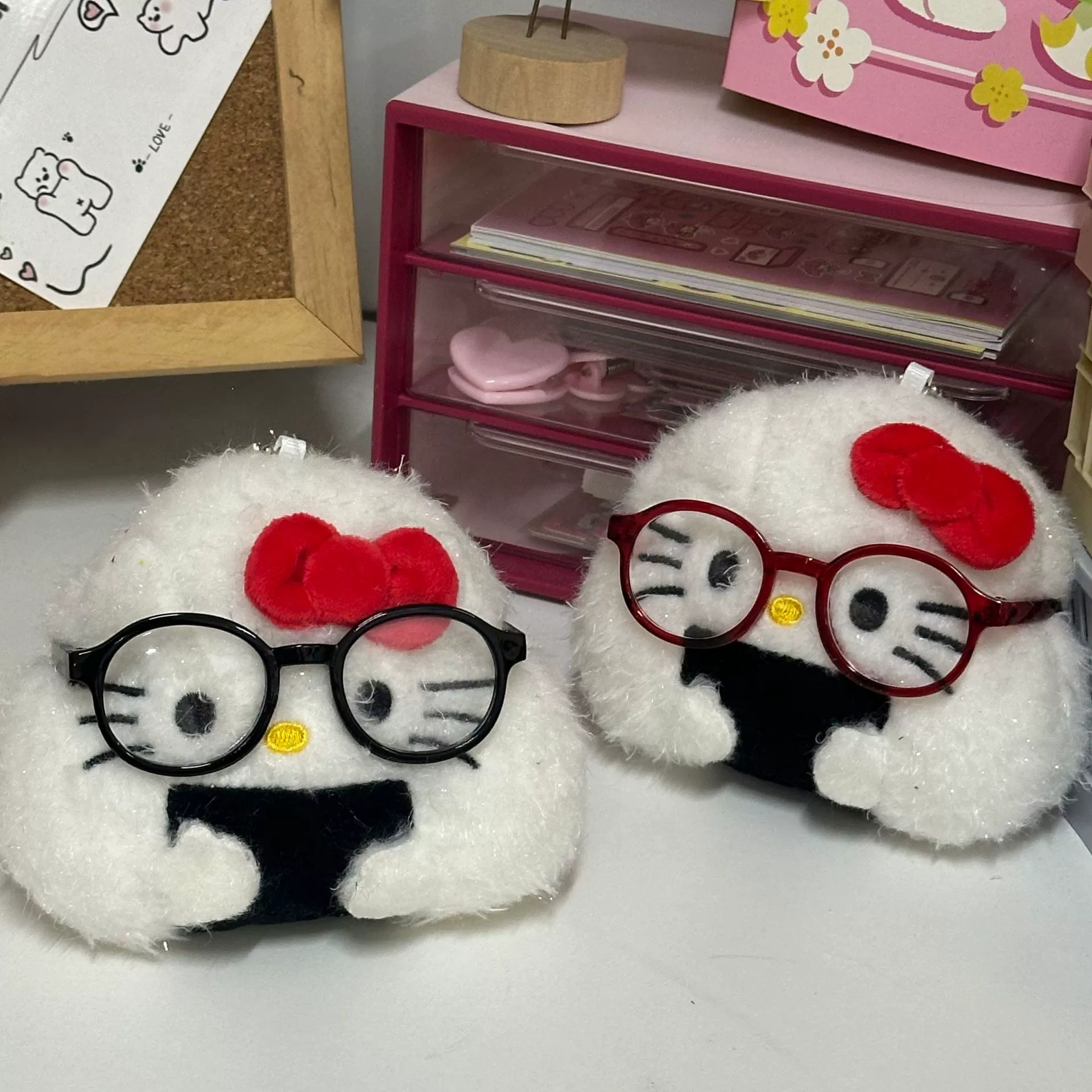 Hello kitty, glasses, cute cartoon pendant