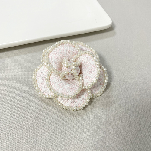 A Korean floral cashmere rough knit pearl edge camellia brooch coat outerwear accessory Chanel-style sweater pin brooch