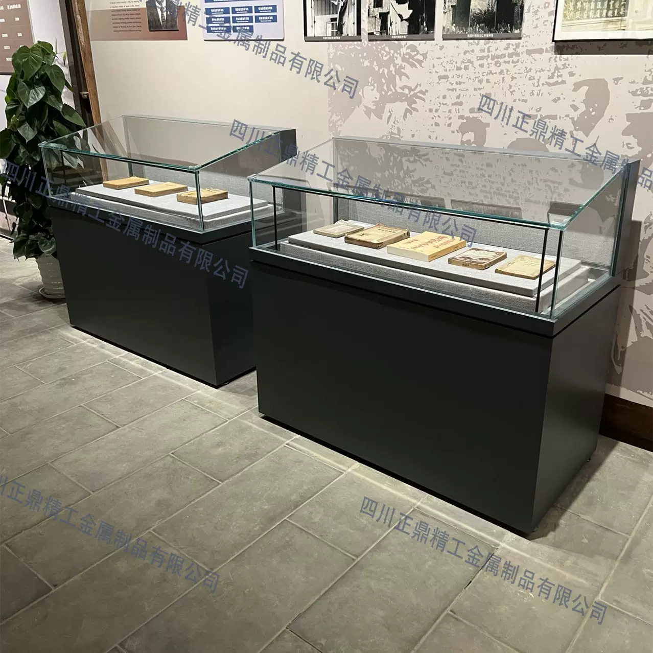 博物馆低反玻璃展示柜文物展柜平柜陶瓷陈列柜液压博物馆玻璃展柜