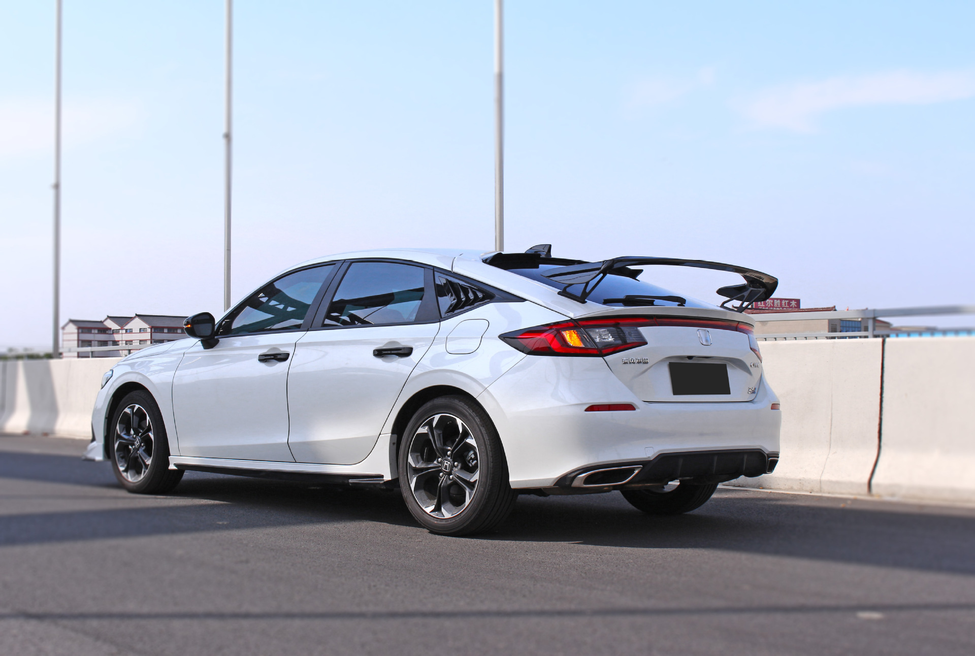 Suitable for the 23Rd Generation Civic Hatchback Model Tr Rear Wing with Bracket, Non-Destructive Installation of the Roof Wing and Fixed Wind Wing