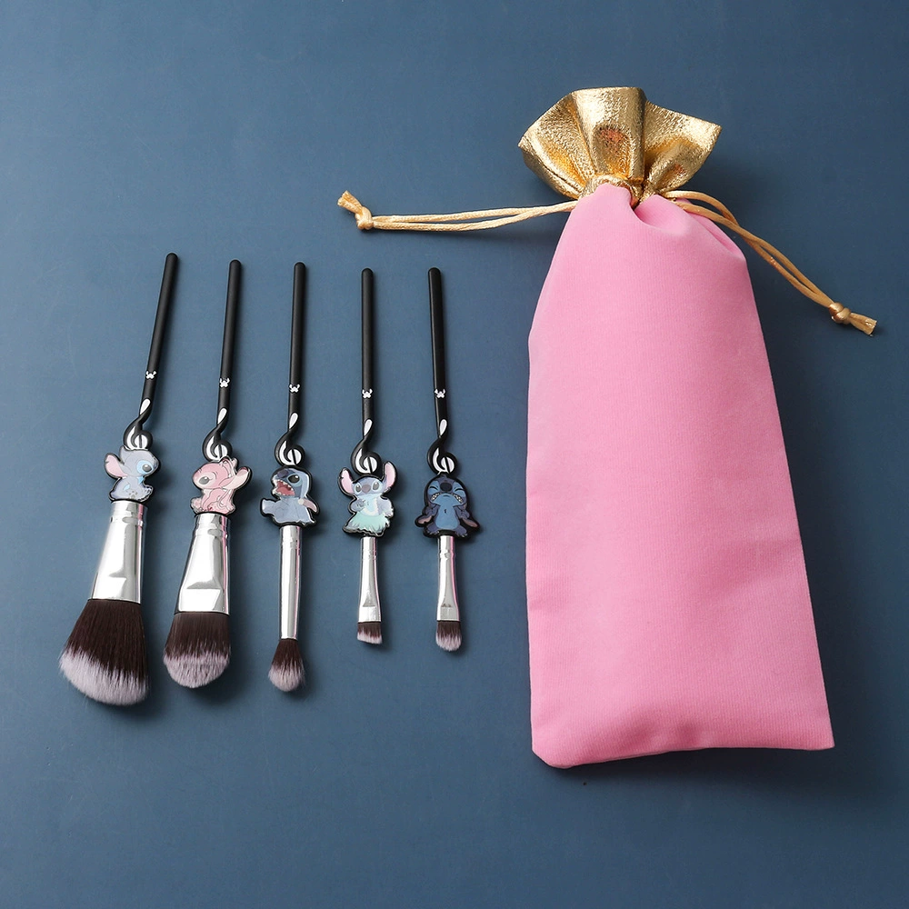 Three generations of Stich makeup brush Stitch dolls, gigon, surrounding gift Star Baby Stidi