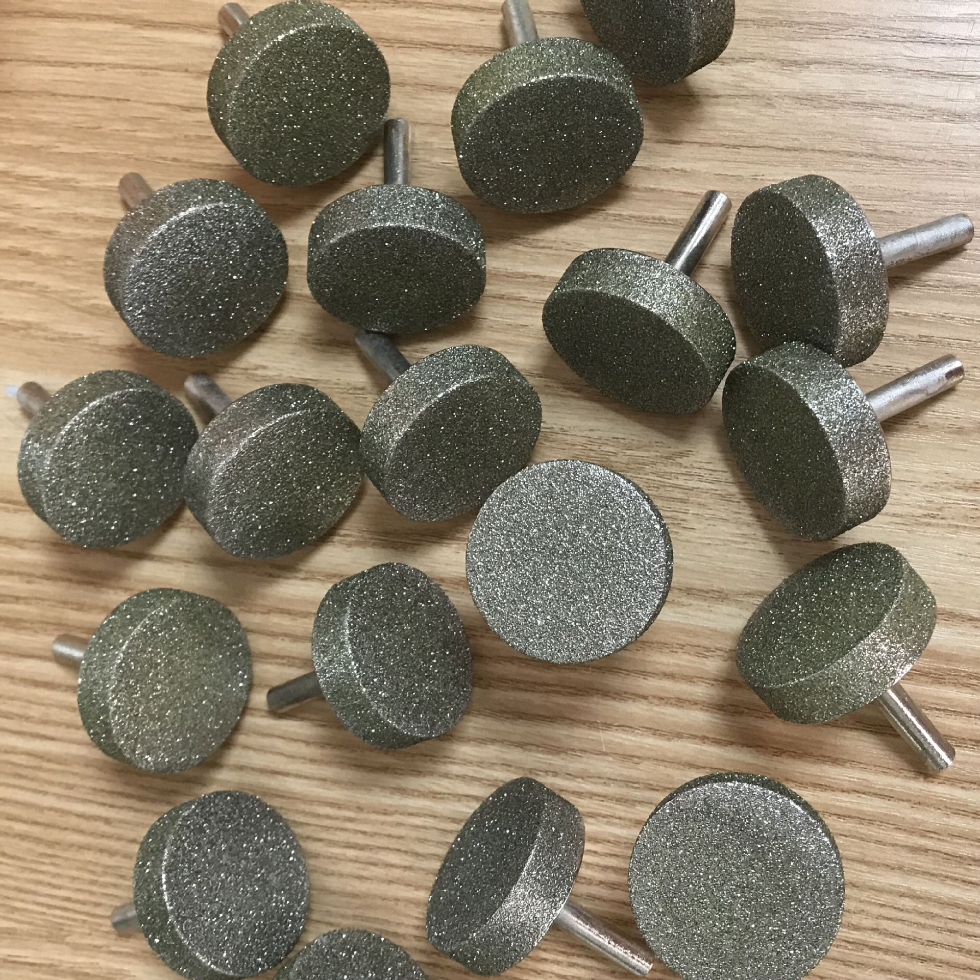 电镀金刚砂磨头，金刚砂钻头粗砂磨头，表面锋利砂粒均匀耐磨砂轮