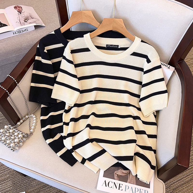 Plus Size Women's Summer Ice Silk Knitted Tops for Fat Girls to Look Slim 200/ 150kg Short-Sleeved T-Shirts 8131