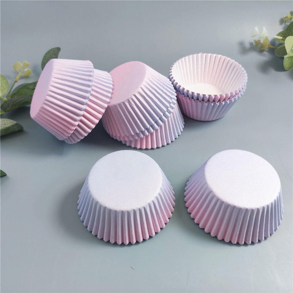 Snow fairy paper cups, baked oil paper cups, chocolate muffin cups, fig paper pads, mooncakes, egg yolk crisp cakes, paper cups