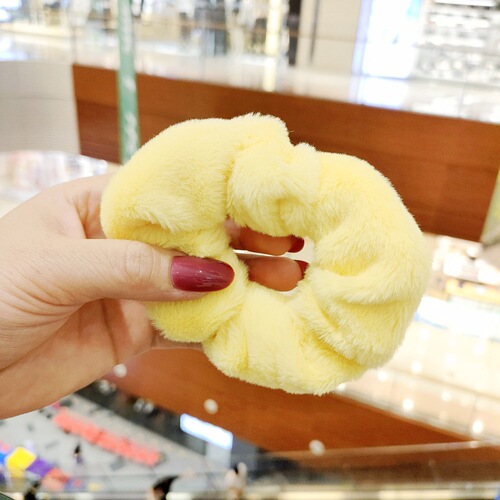 Factory direct sales new ins jade rabbit velvet soft and comfortable plush hair band girl large intestine circle Korean style hair accessories headband