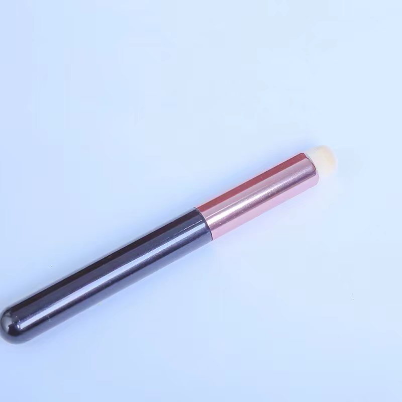 New single lip brush face repair brush makeup brush set eye shadow brush makeup brush full set beginner beauty tools