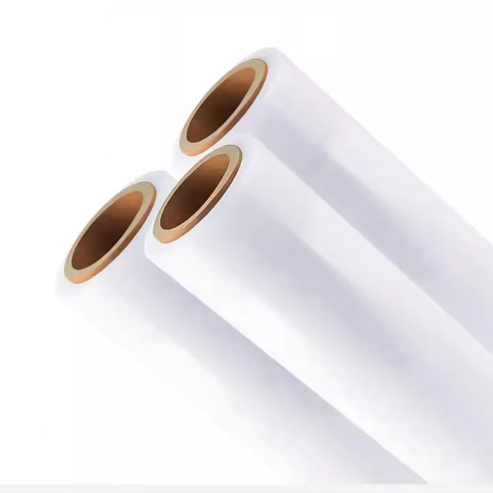 Embalaje de bandeja de película estirable personalizada, película estirable de plástico, rollo grande, película protectora autoadhesiva, película de embalaje industrial alargada de PE