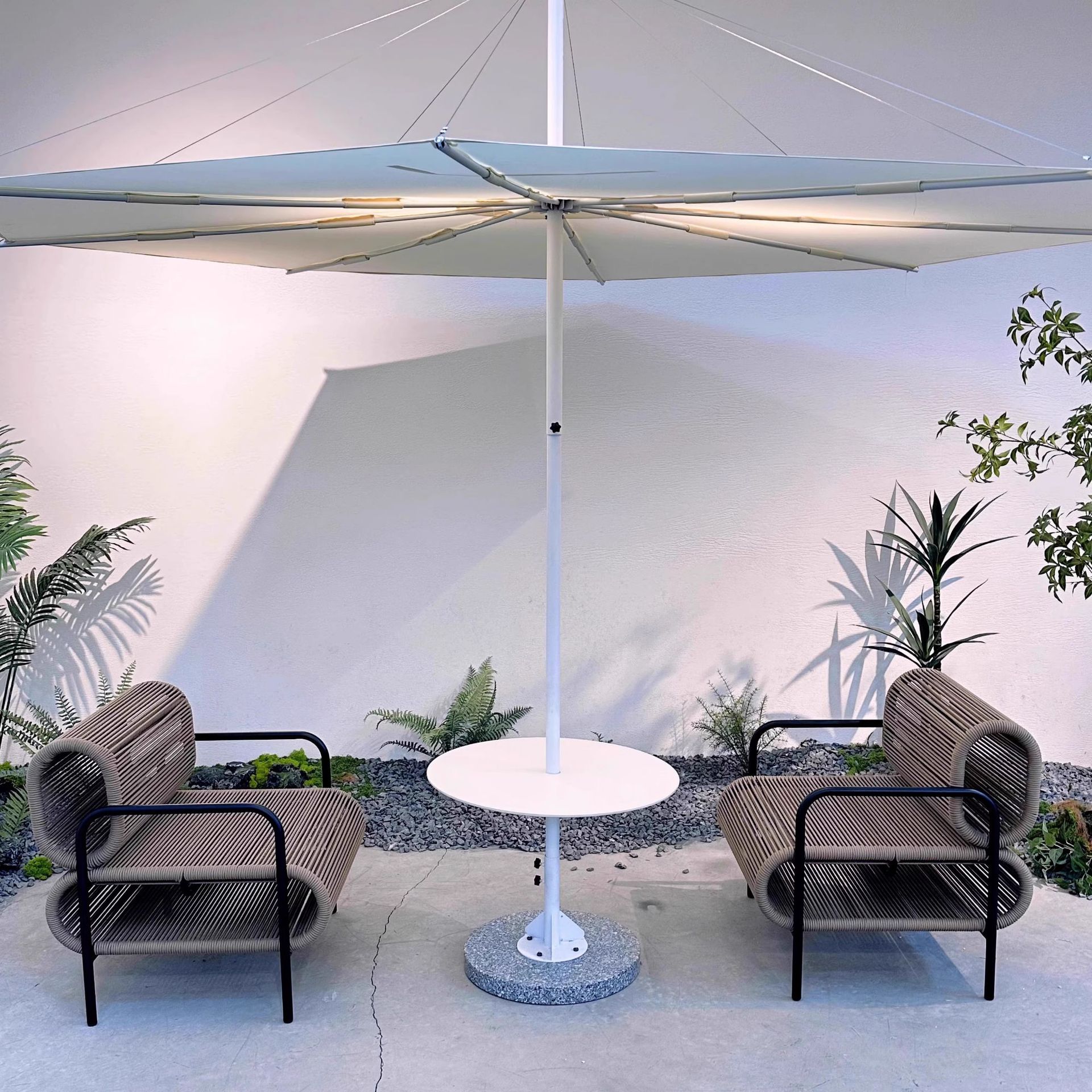 Sofá de vid al aire libre mesas de té para una persona mesas y sillas al aire libre protección solar ocio jardín patio comunidad asiento de café