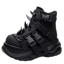 亚马逊跨境外贸新款马丁靴朋克松糕厚底运动复古铆钉重金属短靴女