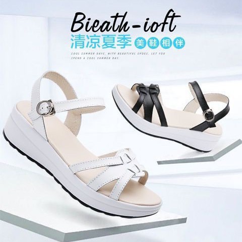 Sandalias de cuero de talón medio para mujeres de verano, zapatillas casuales de moda, zapatillas de fondo plano para mujeres con una base gruesa y fría.