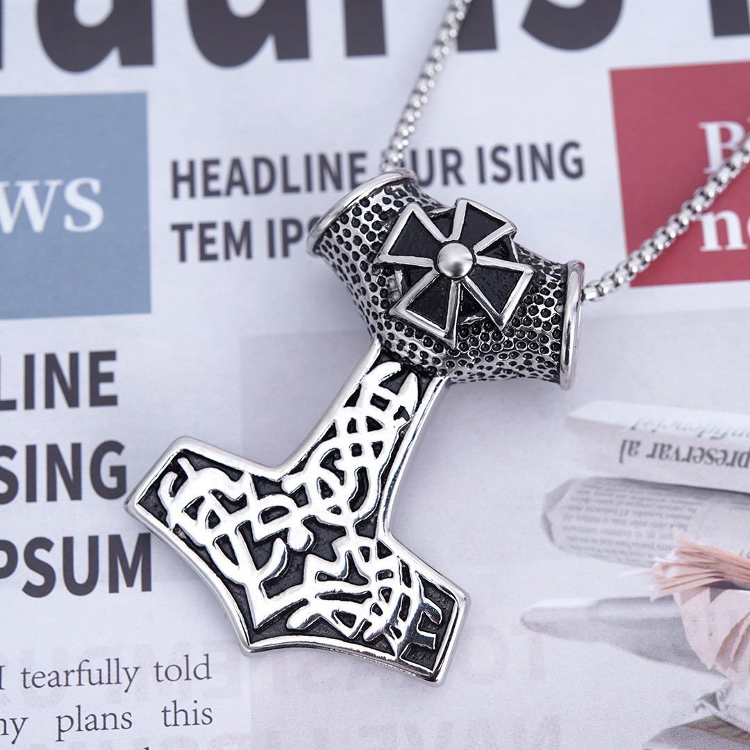 Ensemble de colliers en acier et titane, pendentif en croix de hache de pirate Viking en acier inoxydable, diffusion en direct_voghion.com