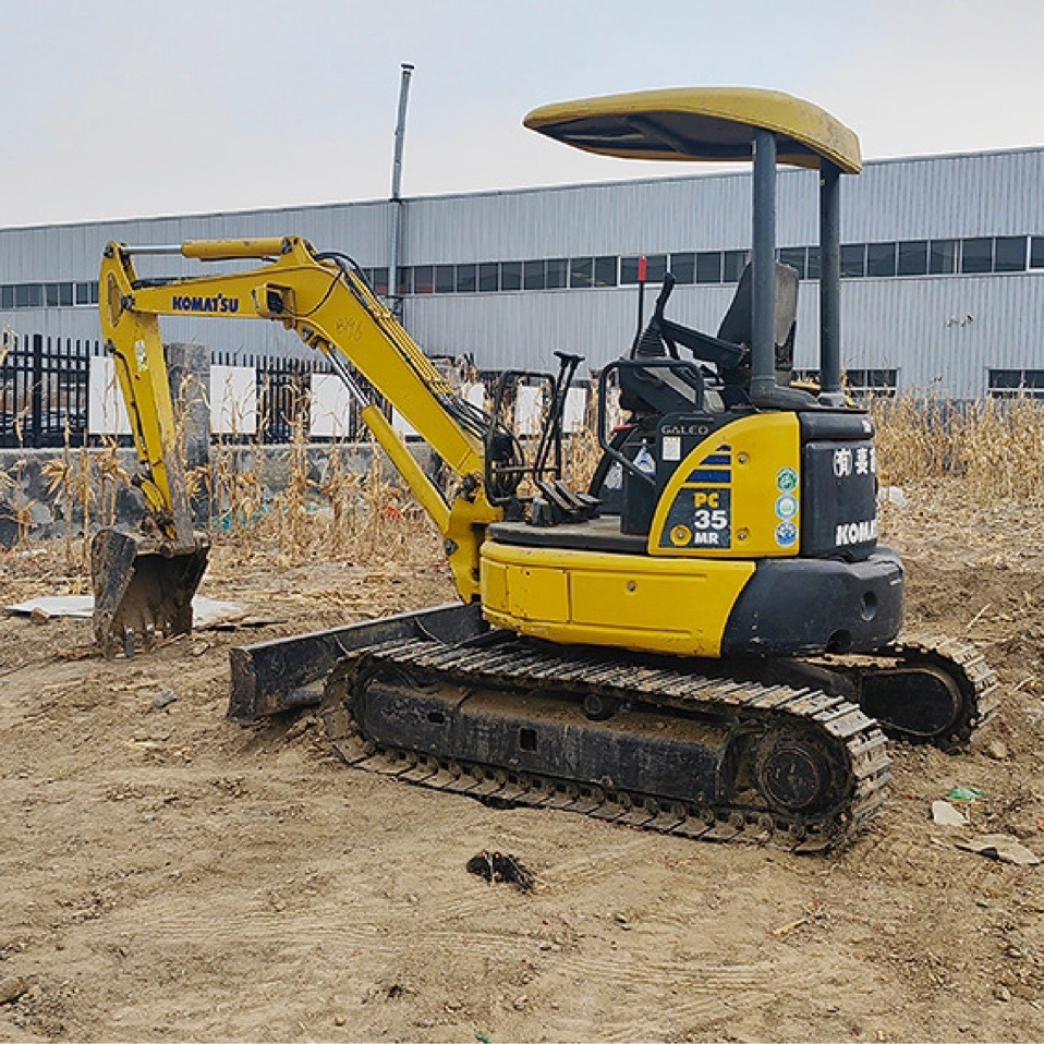 Suministro de marca Komatsu línea de comercio exterior de segunda mano 35 40 50 55 pequeña excavadora