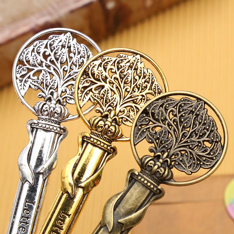 Abrazador de letras de metal Abrazador de letras abierto de sobres retro europeo y americano