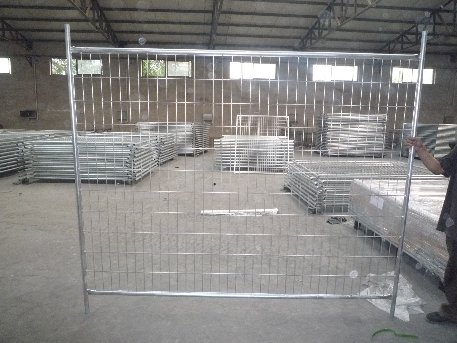 供应2.1先.4米澳大利亚活动护栏可移动护栏临时护栏