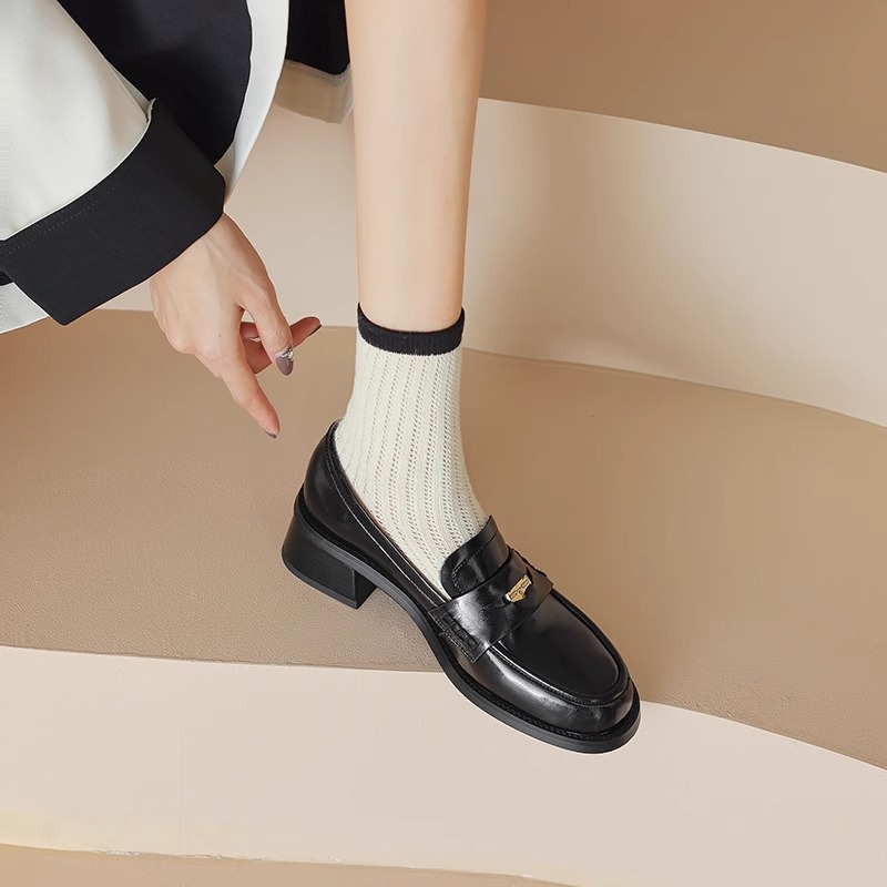 Xinyuda~柔らかくて柔らかい!とても履きやすいです!レトロブラウンゴールドコインラウンドトゥミッドヒールシングルシューズ小さな革靴レディースローファー