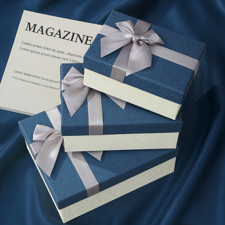 Caja de embalaje de la cubierta del cielo azul, lápiz labial, perfume, caja de regalo de maquillaje, tarjeta de regalo de San Valentín, caja de regalo de arco