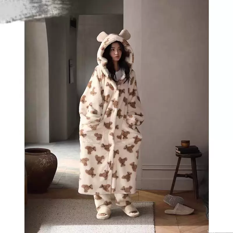 小熊睡衣女秋冬新款法兰绒家居服珊瑚绒加厚长款睡袍甜美公主套装