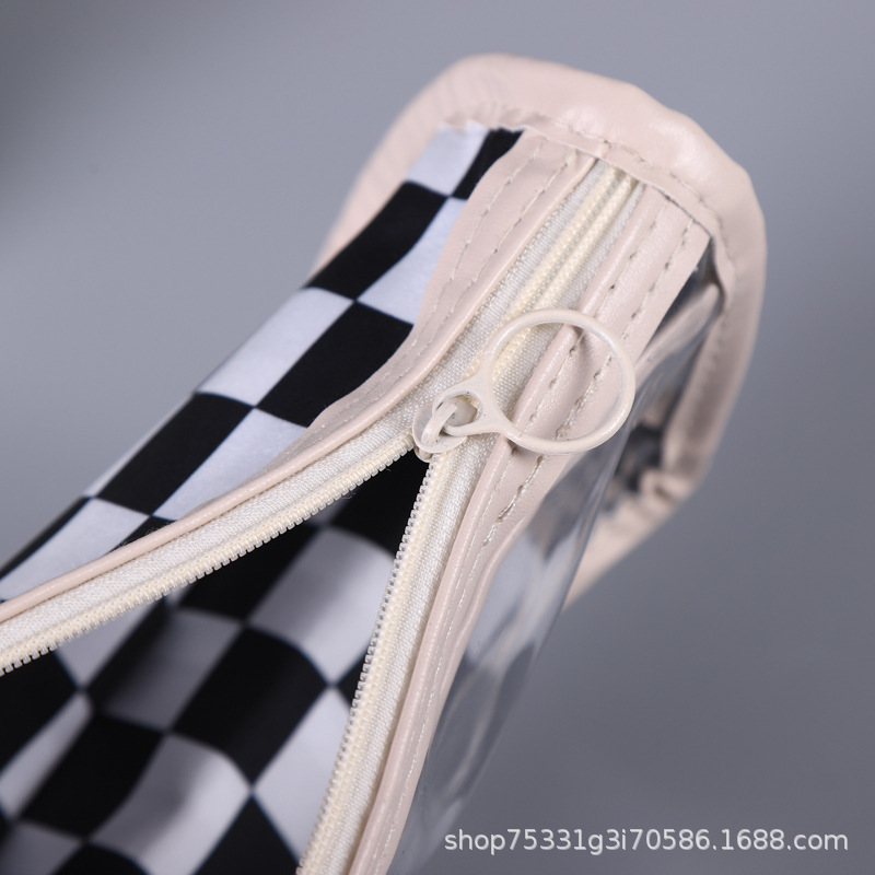 Caja de lápiz transparente de rejilla de tablero al por mayor coreano ins japonés caja de lápiz de gran capacidad caja de lápiz transparente PVC estilo simple