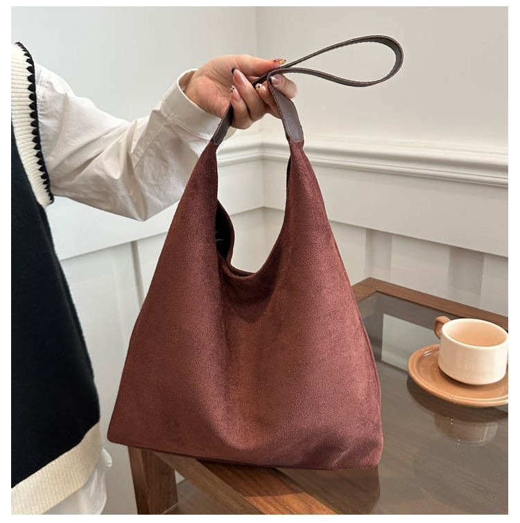 f0ab80e8-ee22-409d-ac19-93562a850cc5.jpe