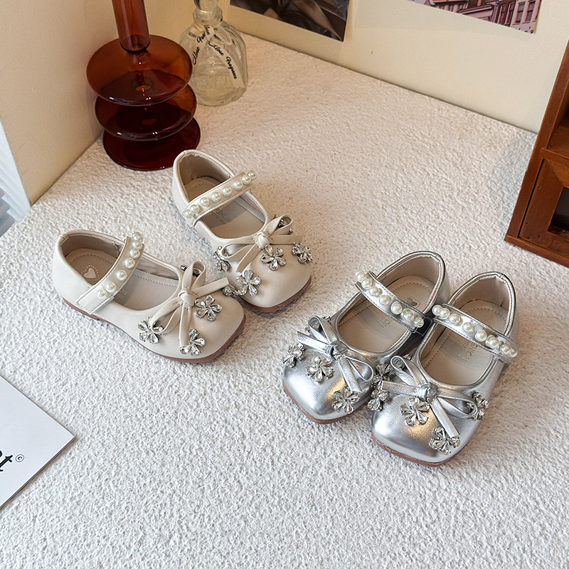 Girls' Rhinestone Leather Shoes 2025 Spring & Fall New Soft-Soled Bow Flats Crystal Shoes Girls' Fashionable Princess Shoes