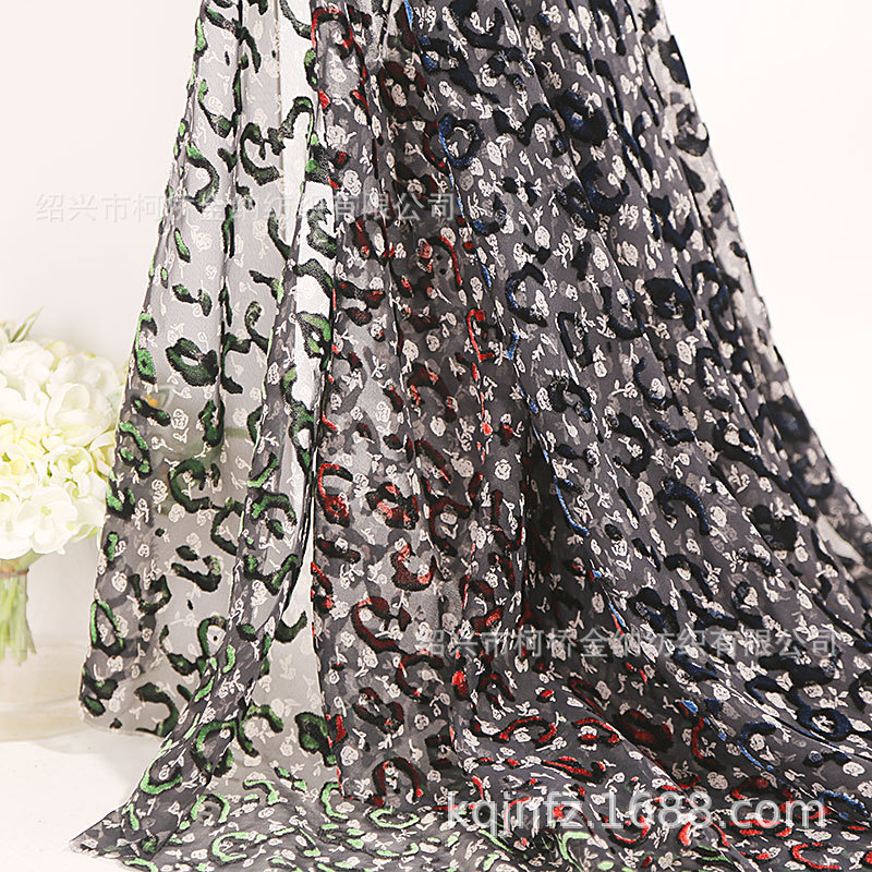 厂家直销仿乔绒烂花丝绒面料连衣裙镂空天鹅绒立丝绒烧花女装布料