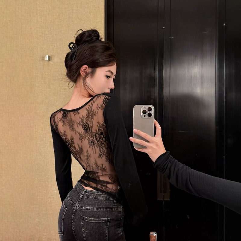 Real Shot of Autum Sexy Sexy Style Back Lace Splicing V Neck Long-Sleeved T-Shirt for Women to Wear Slimming Look Bottoming Shirt
