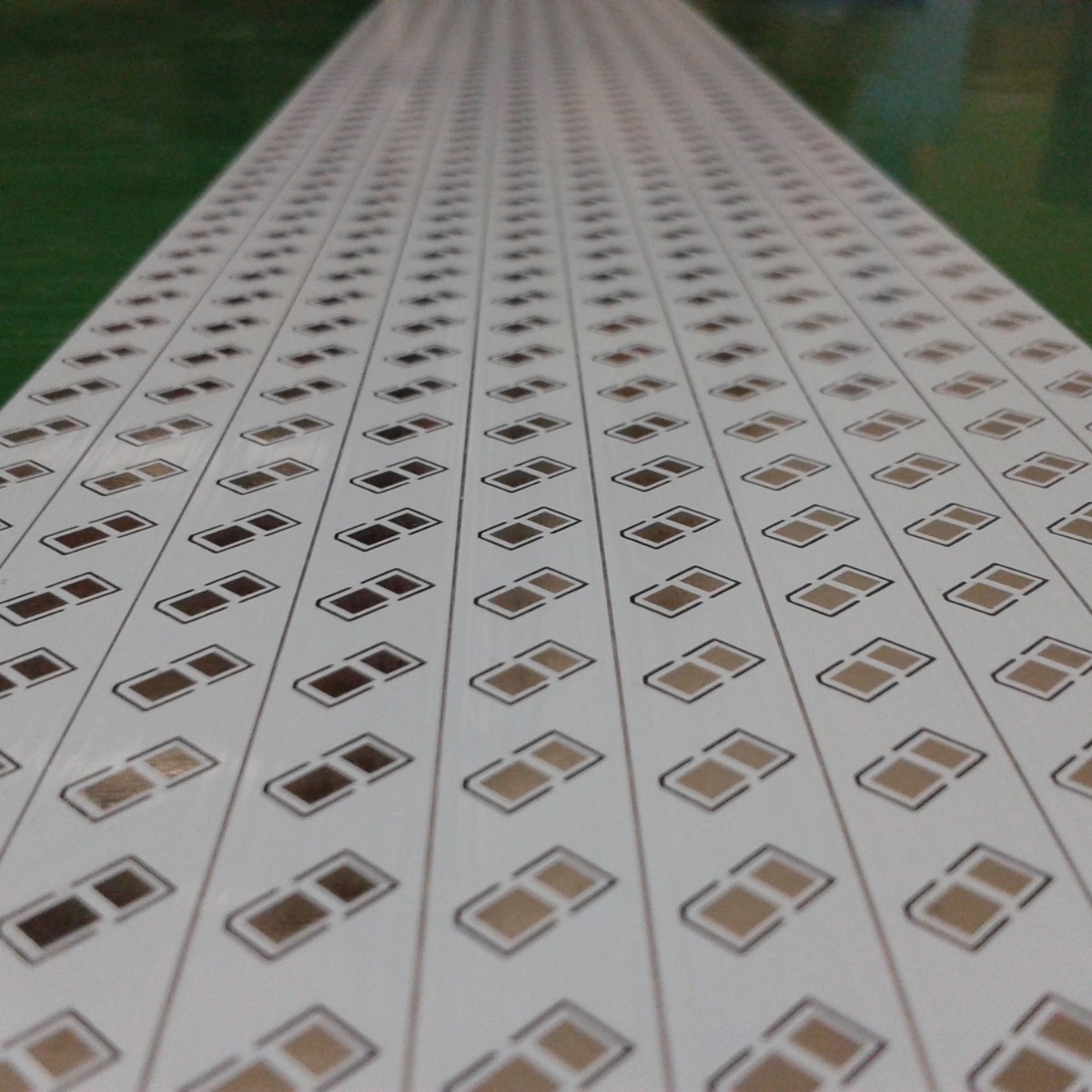 2835日光灯铝基板厂家铝基板灯板铝基板pcb工厂led灯条长条2835硬