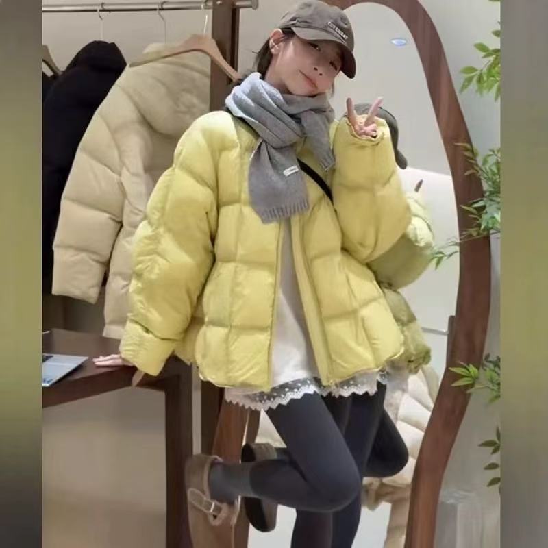 4-13【白鸭绒】云朵泡芙方格鸭绒服-B4406(平56  长71