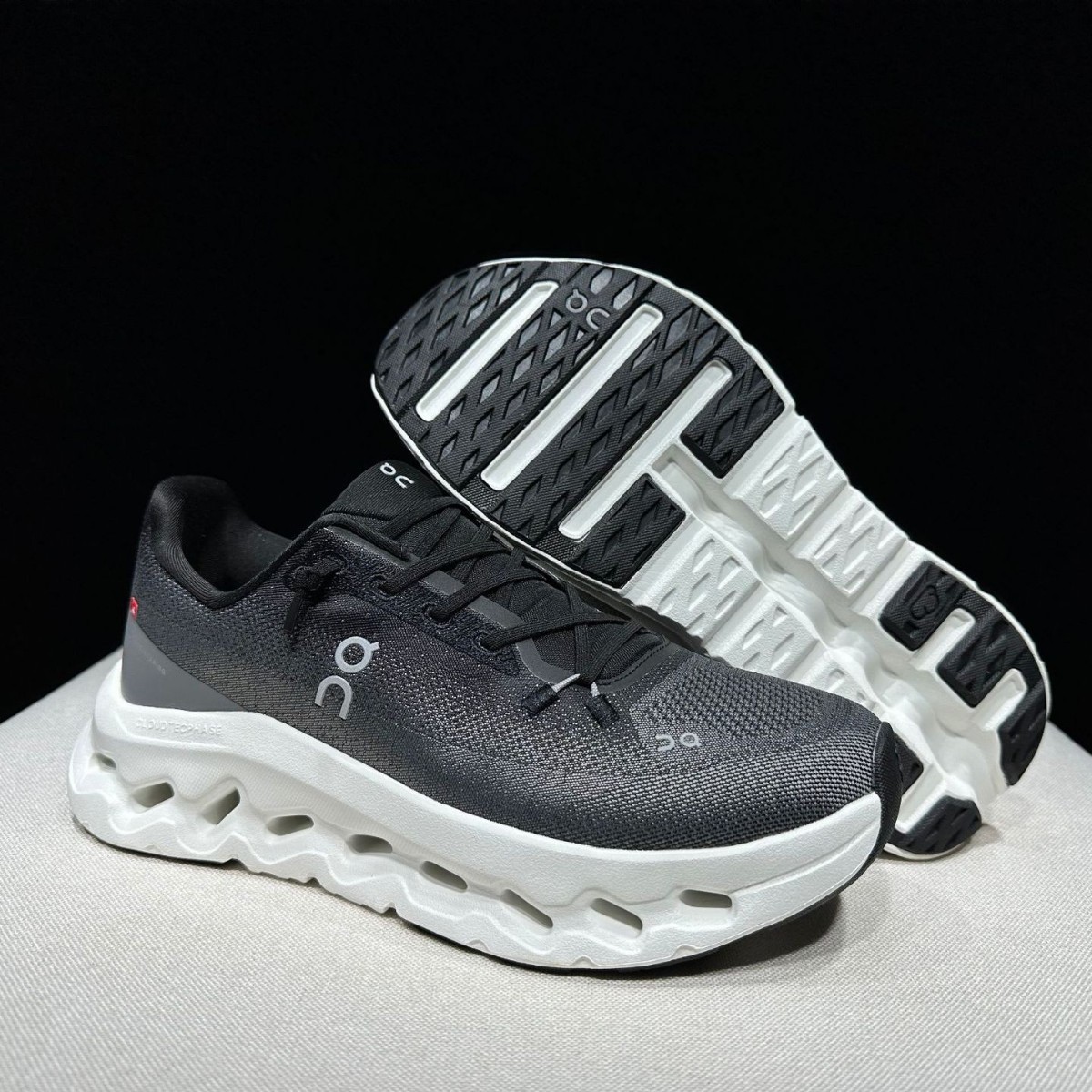 Cross-border On On Run Cloudtilt amortiguado ligero running casual zapatos deportivos para parejas