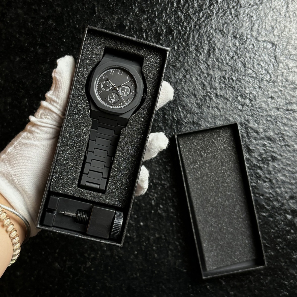 1158-19 domestic movement battery double snap button