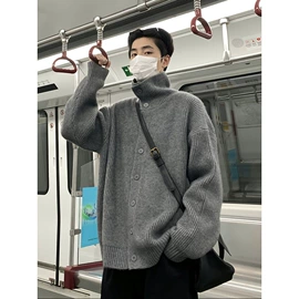 男式休闲裤;男式T恤;男式卫衣