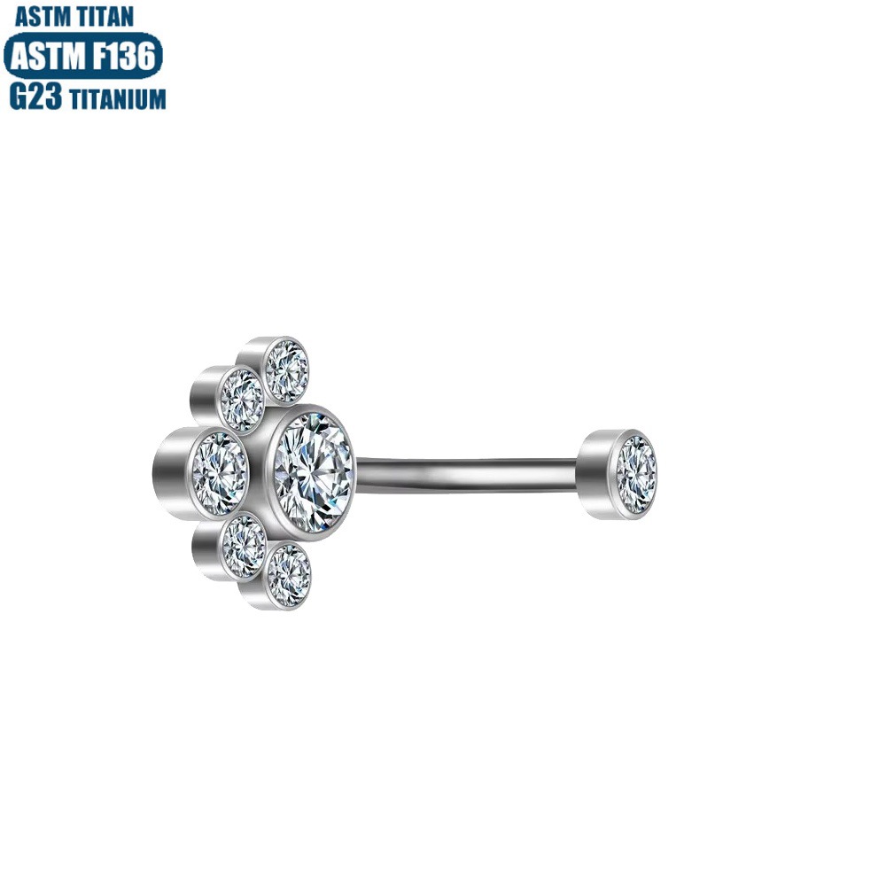 16G labret stud size and finish detail