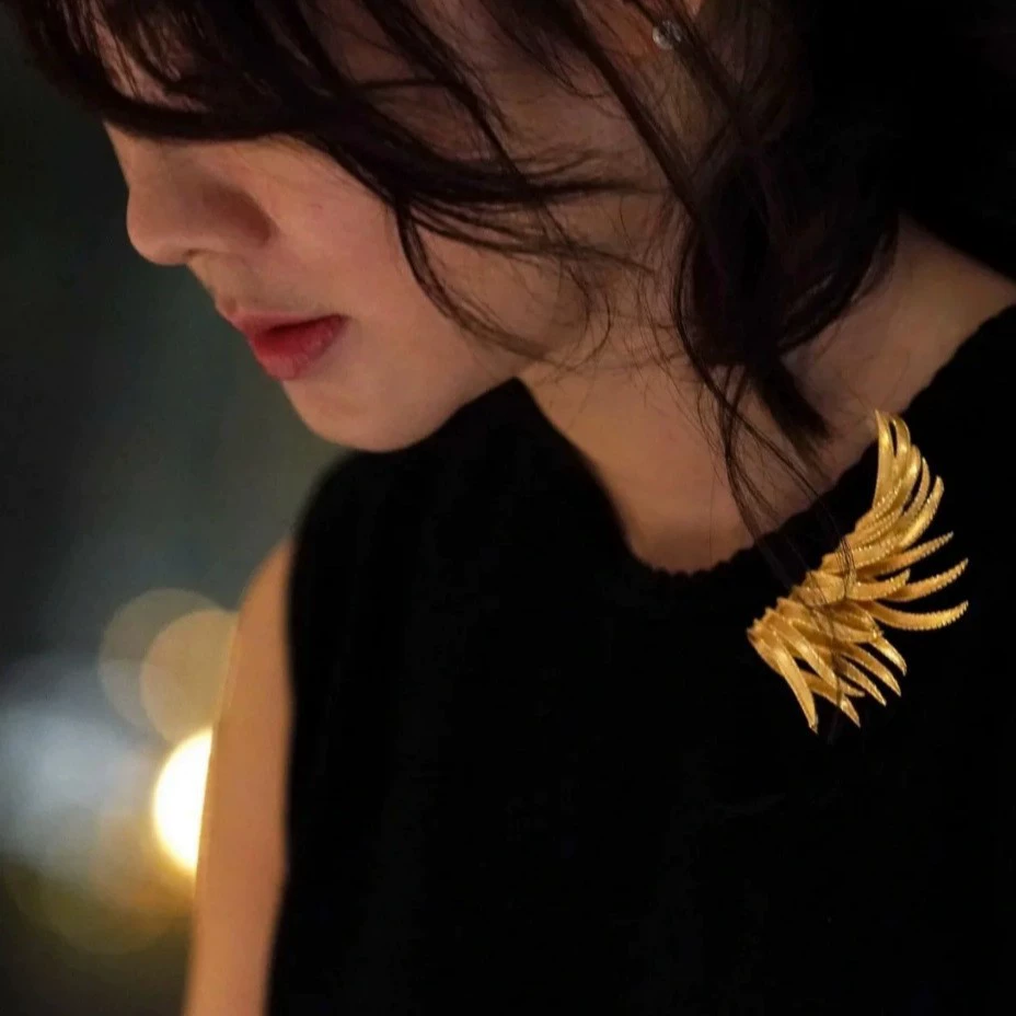 Golden retro brooch, earrings, set, European style, light luxury style