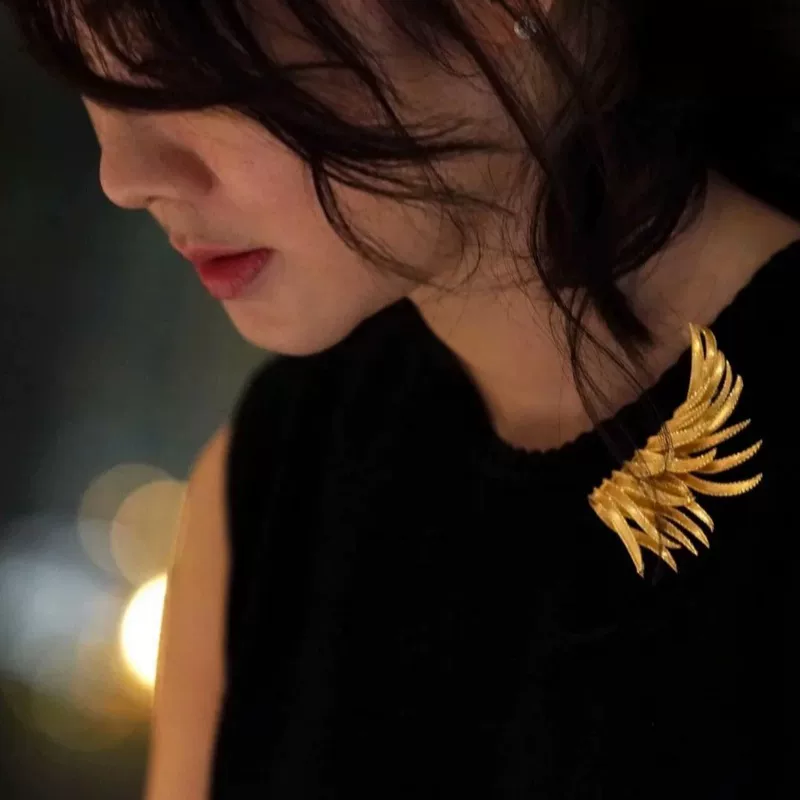 Golden retro brooch, earrings, set, European style, light luxury style