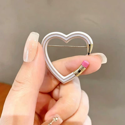 Cross-border best-selling creative heart-shaped Yaxa sancaqları - white