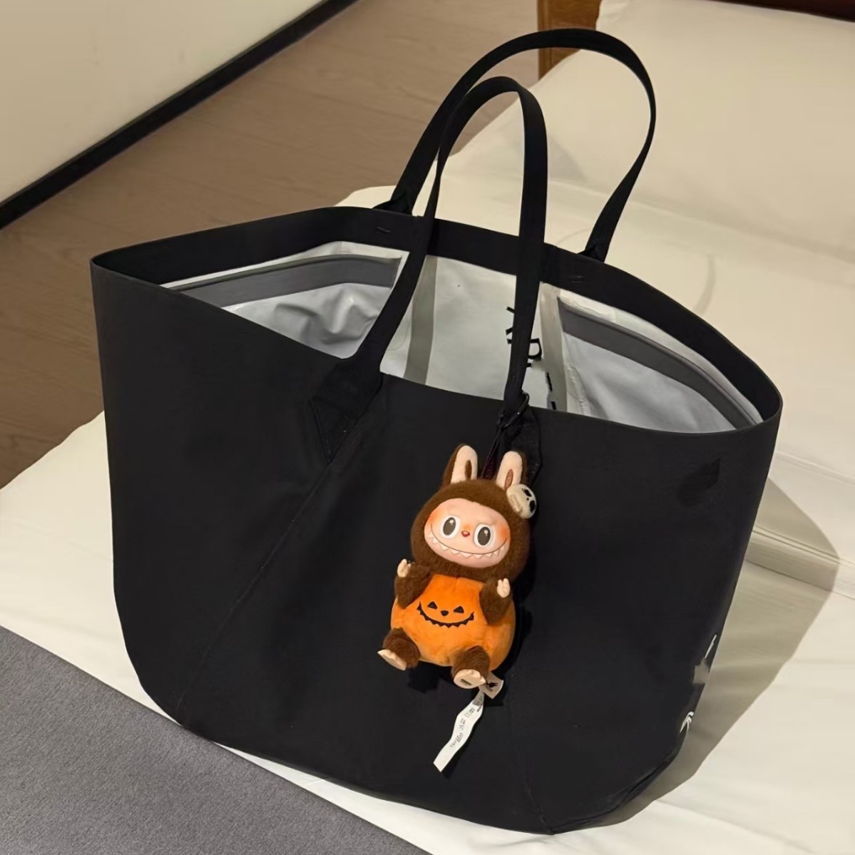 Niaojia Chicken Skeleton Tote Bag Large Capacity 45L Handbag Water-Repellent Multifunctional Wear-Resistant Outdoor Sports Bag