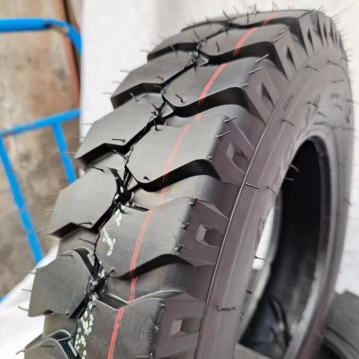 Tricycle tire inner and outer tube 300/3.75/4.00/5.00-12 thick wear-resistant anti-skid explosion-proof steel wire 8 layers