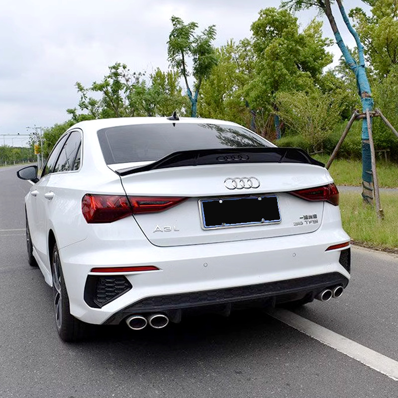 Applicable to 2021-2023 Audi A3L models: RS3-style carbon fiber roof spoiler, no drilling required