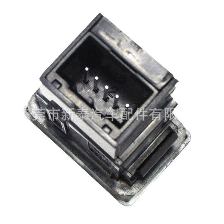 12-18 Carola LED luz trasera del coche luz diurna Luz de niebla interruptor Lei Ling Camry Highlander