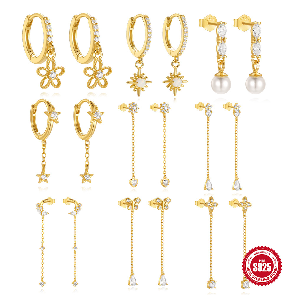 Los nuevos pendientes de luna asimétrica de plata de ley S925, pendientes de circonita francesa de lujo ligero, sentido de diseño de nicho