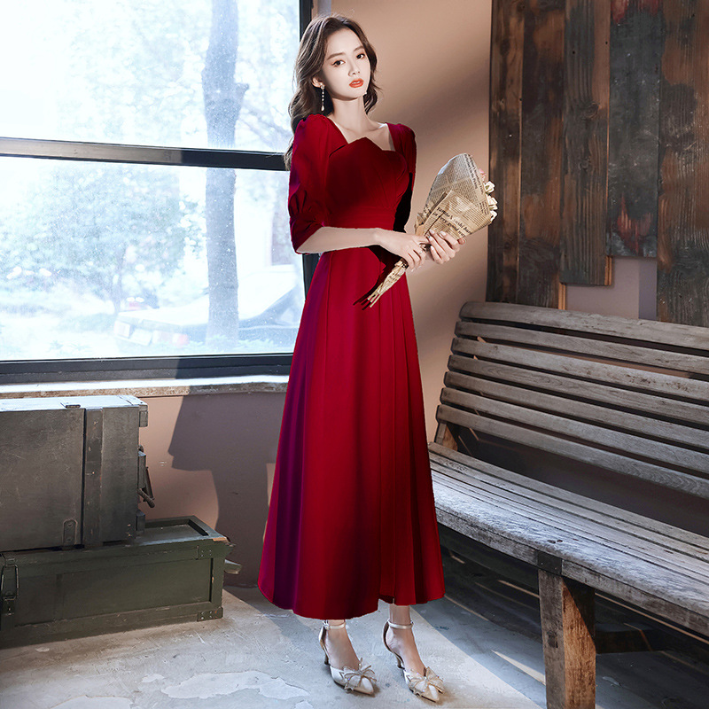 Vestido de novia para brindis 2026, nuevo vestido rojo de manga larga de verano, largo medio, para compromiso, regreso a casa, boda, o noche de gala.