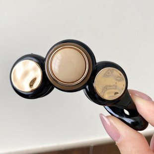 �����𡿷½��ٽ�ɫ�AƬ���㽶�A���Rβ�Q�AС��ԭ��ŤŤ�A�^���