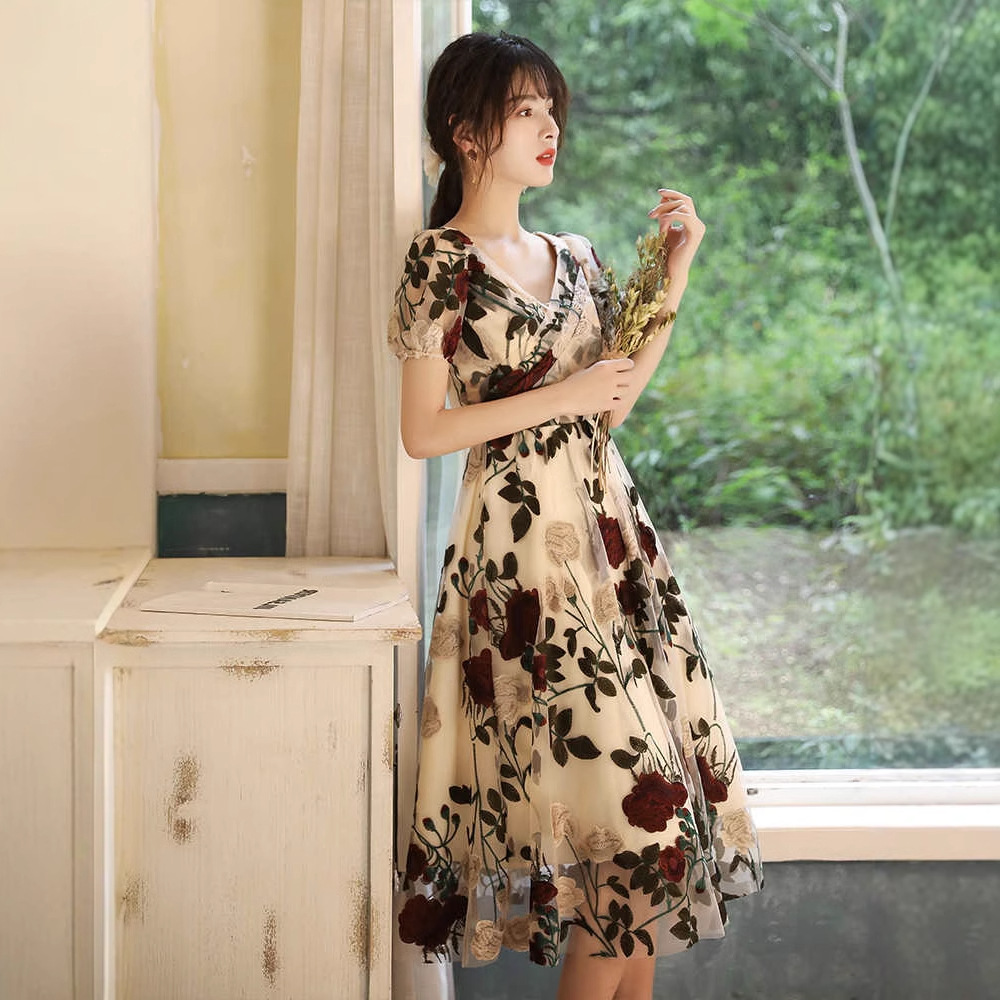 New Women's Little Dress Skirt Banquet Elegant Niche Light Luxury Normal Wear Dress Celebrity Lady Evening Dress Lace