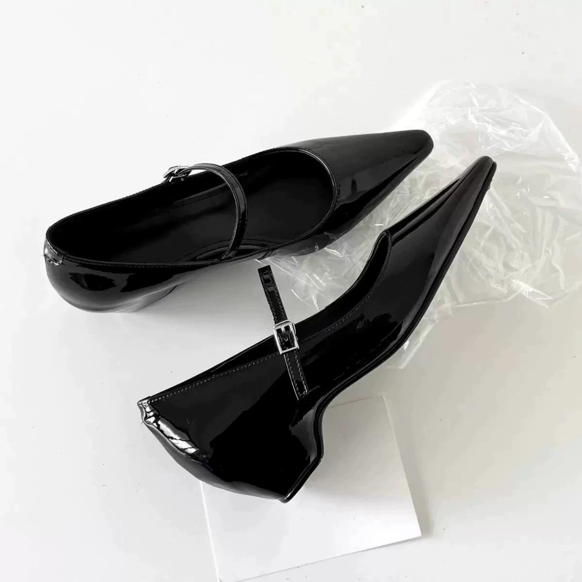 Овчинная версия ~ Французский темперамент с толстыми каблуками на пуговицы