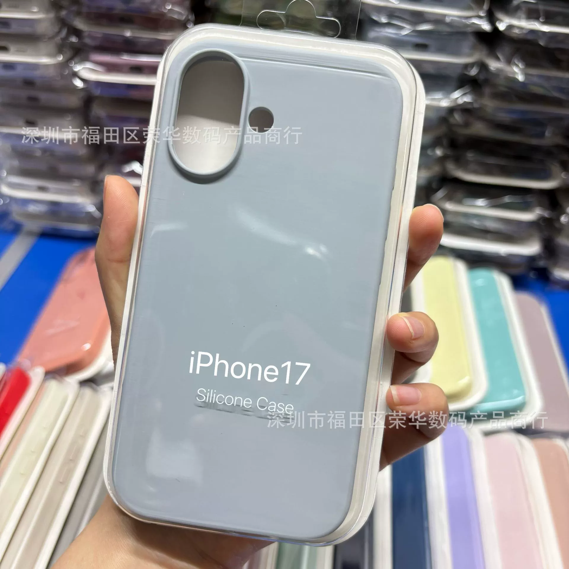 Чехол для телефона Apple iPhone17/iPhone17 Pro/iPhone17 Pro Max — жидкий силикон, кнопка камеры, защита от падений