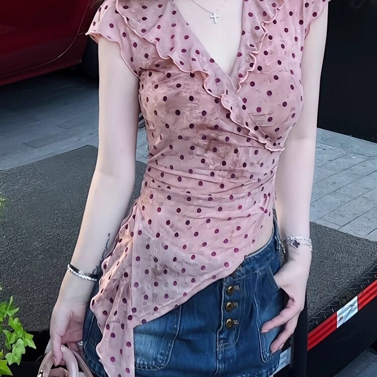 2025 韓国ピンク水玉縁 V ネックショルダー半袖 Tシャツ女性の夏薄い不規則なウエストショートトップ|undefined