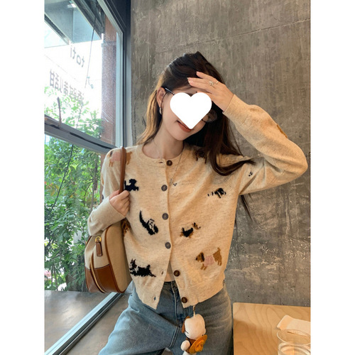 Design sense fashionable cute dog floral contrasting color long sleeve knit sweater for women loose matchy-matchy top trendy