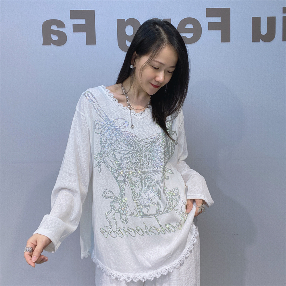 Europa y América transfronterizas ropa de mujer de cuello en V camisa de mangas largas mujeres primavera y otoño encaje empalme industria pesada taladro caliente gran camisa de base image 8