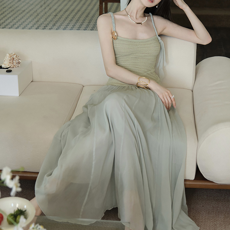 Ready Stock Shi Cuiyu Tianxian Resort Style Knitted Mesh Mid-Length Suspender Dress for Women Ready Stock Shi Cuiyu Tianxian Resort Style Knitted Mesh Mid-Length Suspender Dress for Women