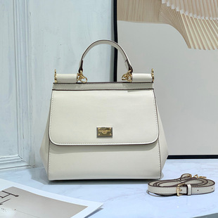 �羳������С�����ƼyŮ�� �μ�б��������� ͨ������ٴ�r�п�